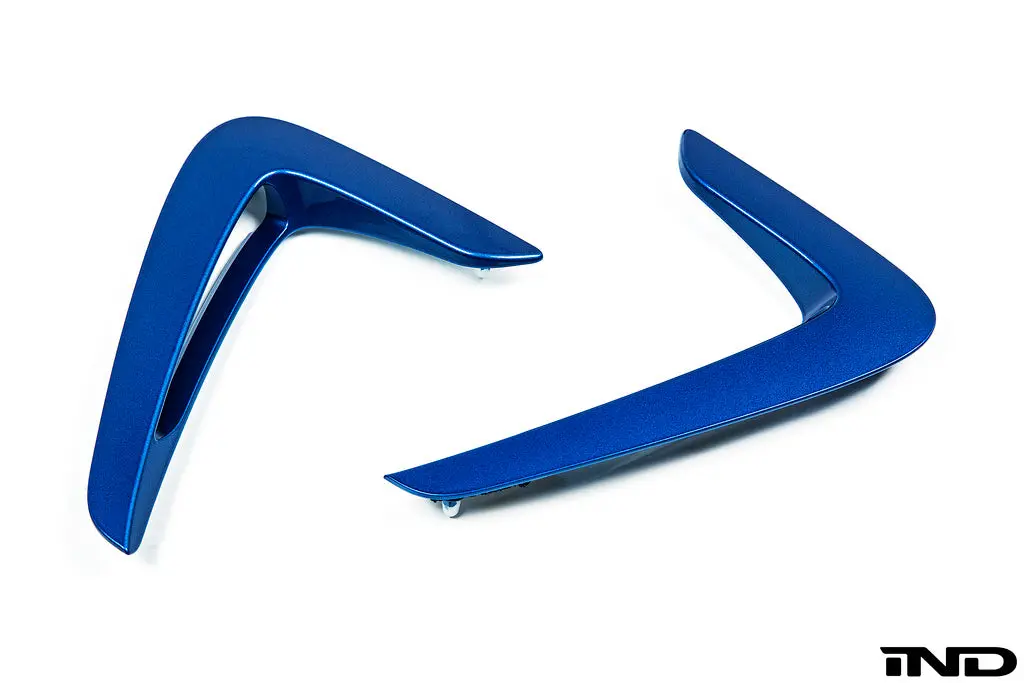 Ind F32 4-Series Painted Fender Trim Set 1