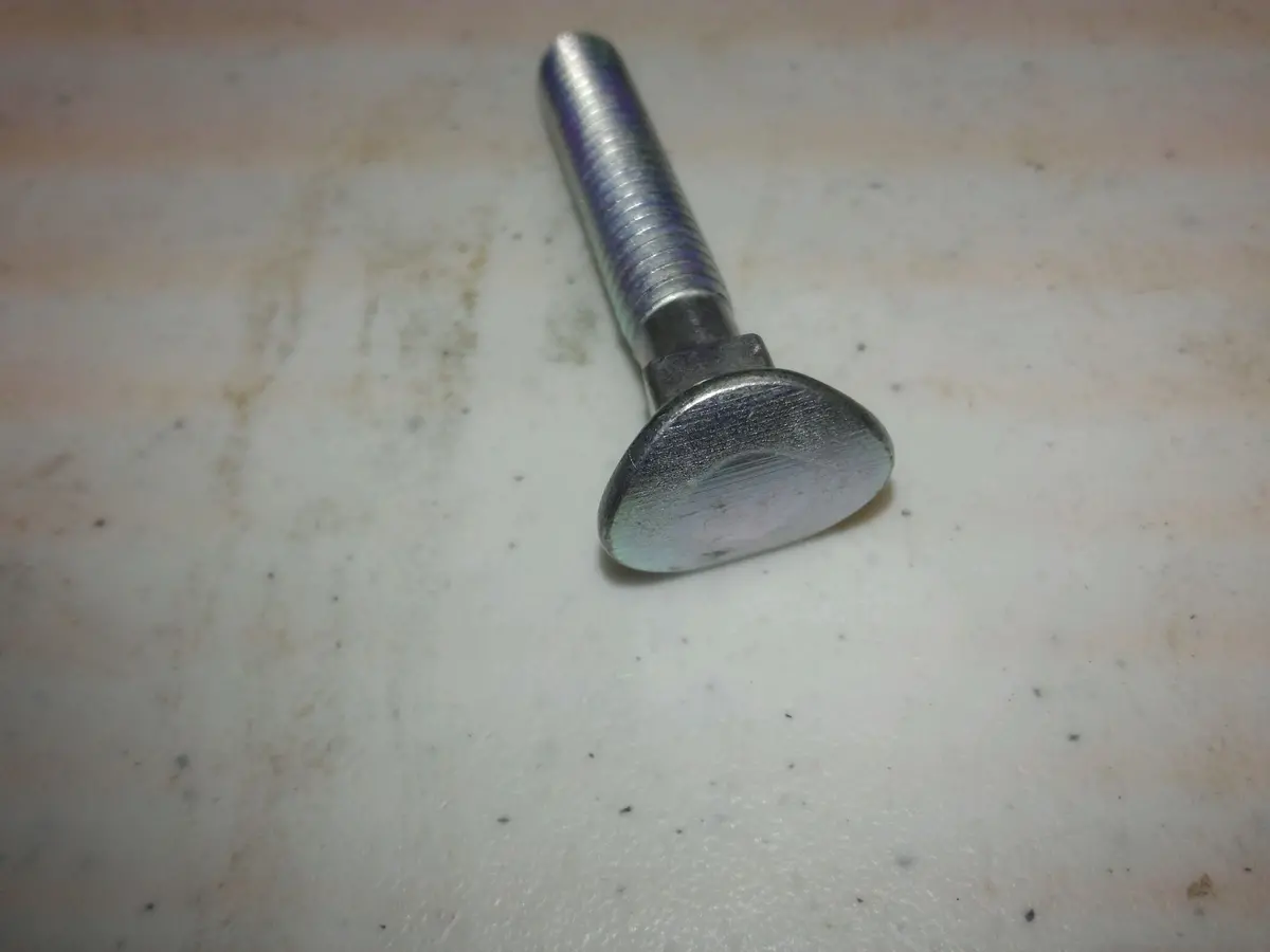 7091189Yp/703059 Bolt, 5/16-18X2 Brute 1