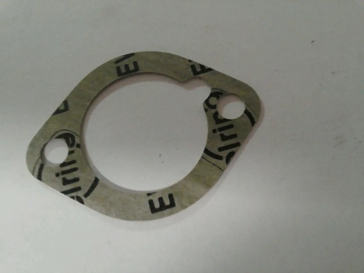 20B-32720-H8 Gasket, Intake Robin Subaru - Now Use 20B-35903-13 Nla 1