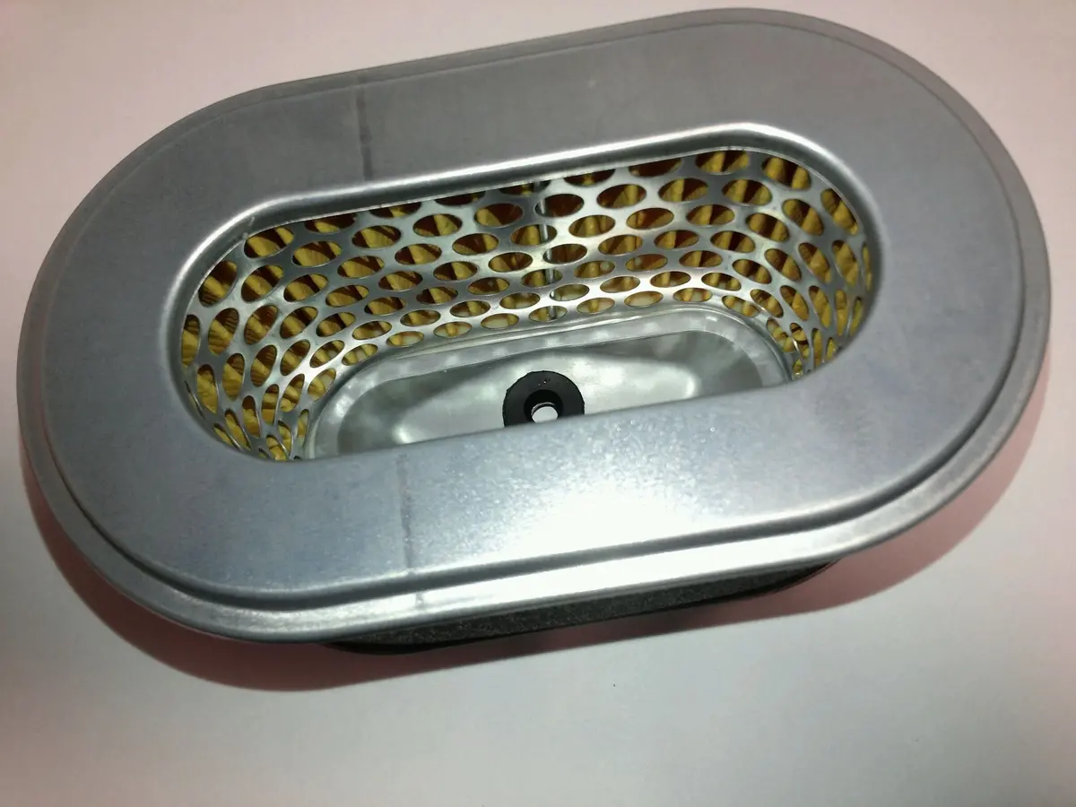 279-32607-17 Air Cleaner Robin Subaru 1