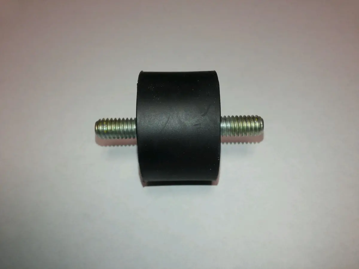 52185 Engine Mounts Use 49743 Isolator Used For Repairing Fm121 1