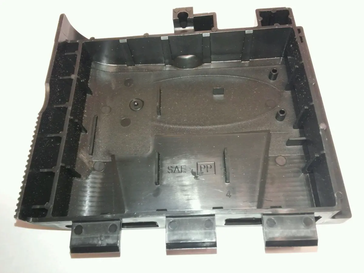 692298 Cover, Air Cleaner Briggs 1
