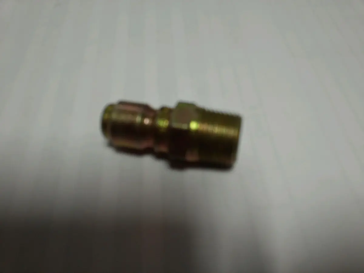 313108 / 43352 Coupler Plug 3/8" Male Pipe Thread Northstar 1