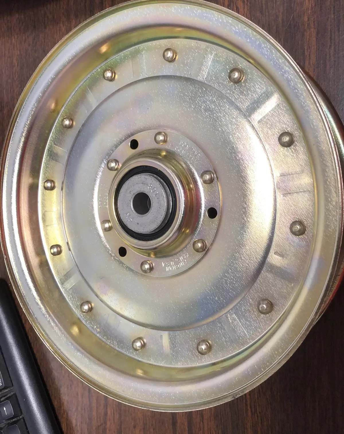 2553560W1 Idler Pulley,  With 1/2 Inch I.D. Bore John Deere Fm599 1