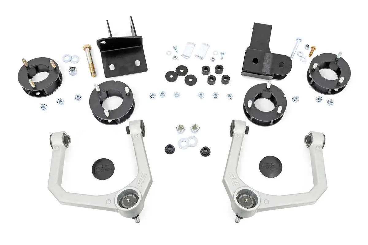 2.5 Inch Lift Kit Ford Bronco Sasquatch  | Rough Country 1