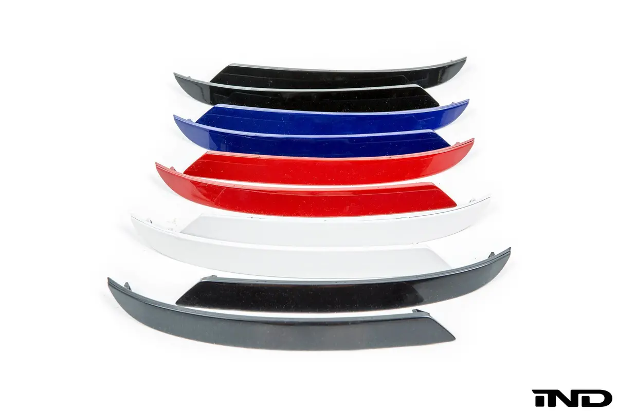 Ind F06 / F12 / F13 M6 Painted Rear Reflector Set 1