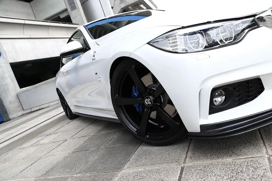 3D Design F32 4-Series M-Sport Carbon Side Skirt Set 1