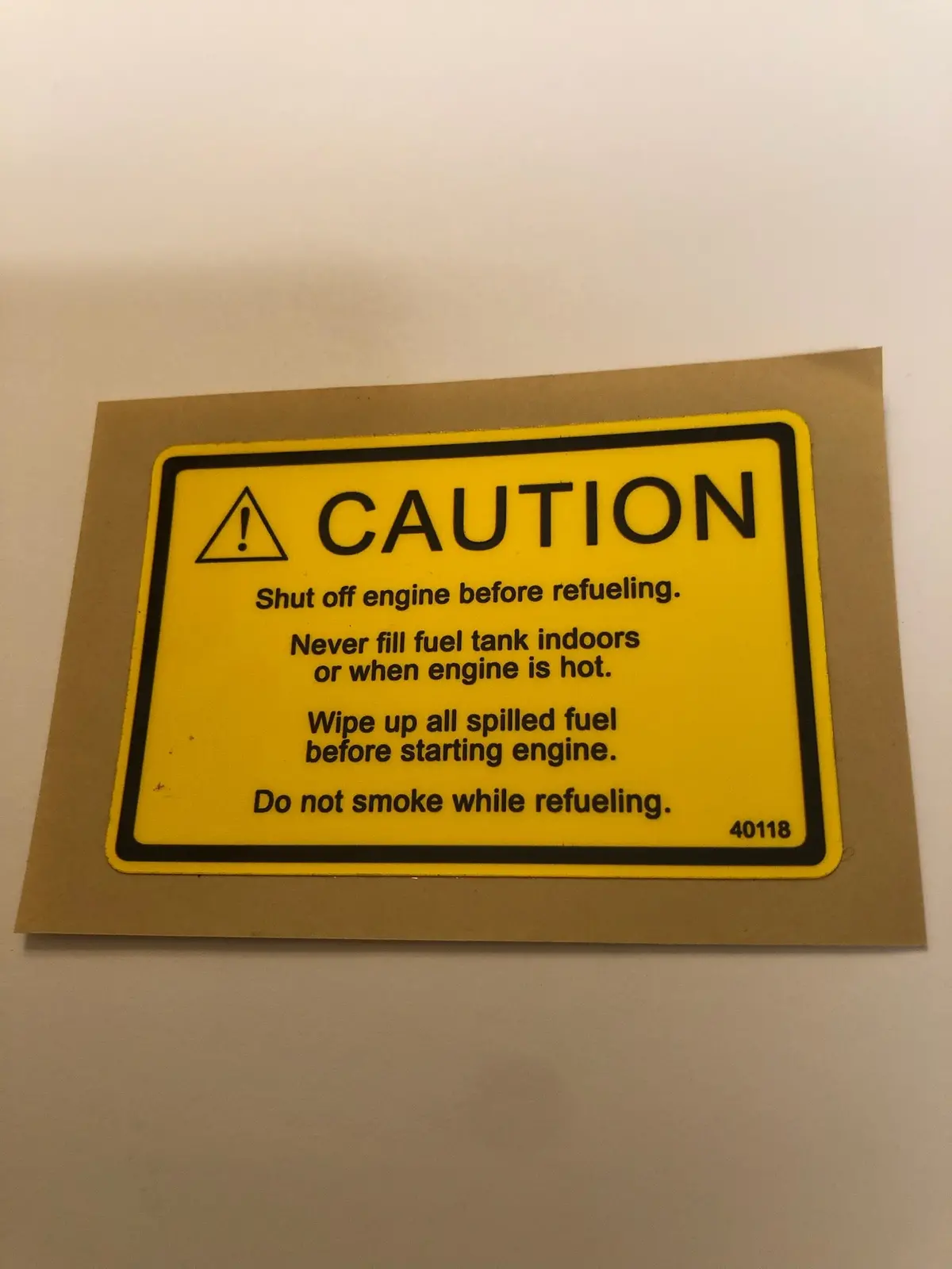 40118 Fuel Caution Decal Dixie Chopper W3 1