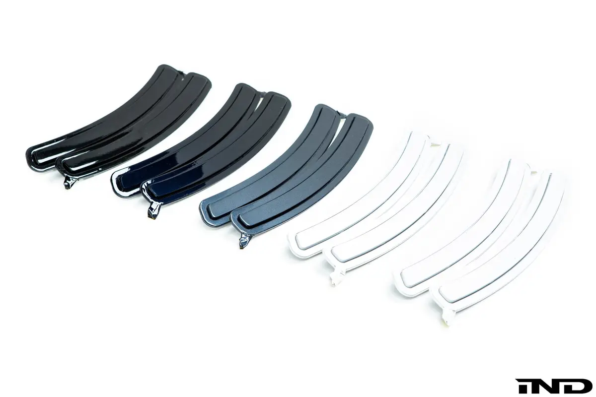 Ind G07 X7 Painted Front Reflector Set 1