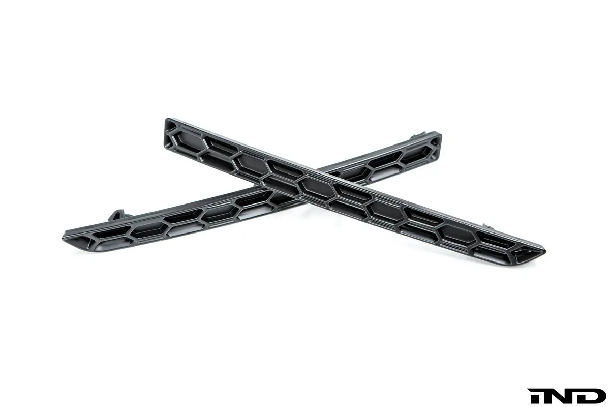 Acexxon F8x M3 / M4 Rear Reflector Insert Set - Honeycomb 1