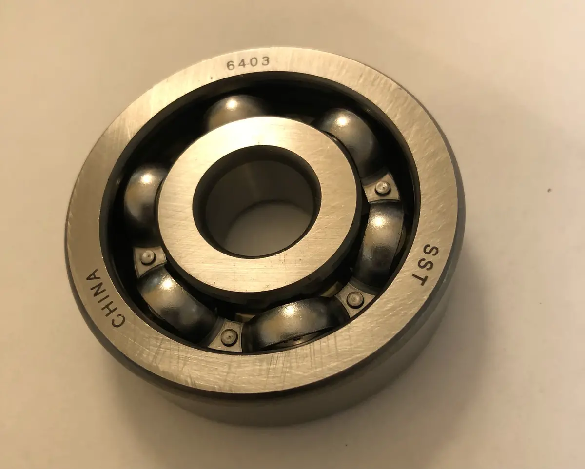 4917 Ball Bearing Giant 1