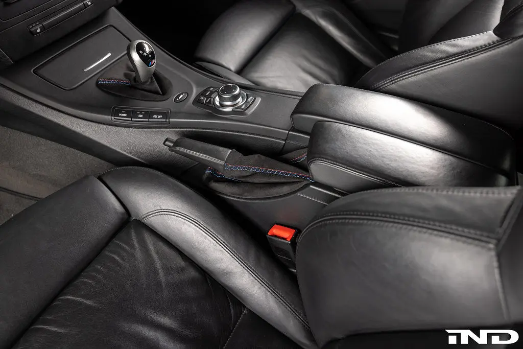 Ind E9x M3 Tri-Color Stitched Alcantara E-Brake Boot - Lhd 1