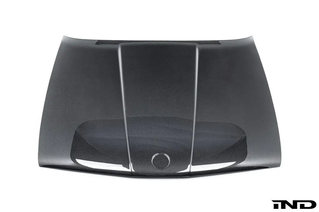 Karbonius E30 3-Series Carbon Hood 1