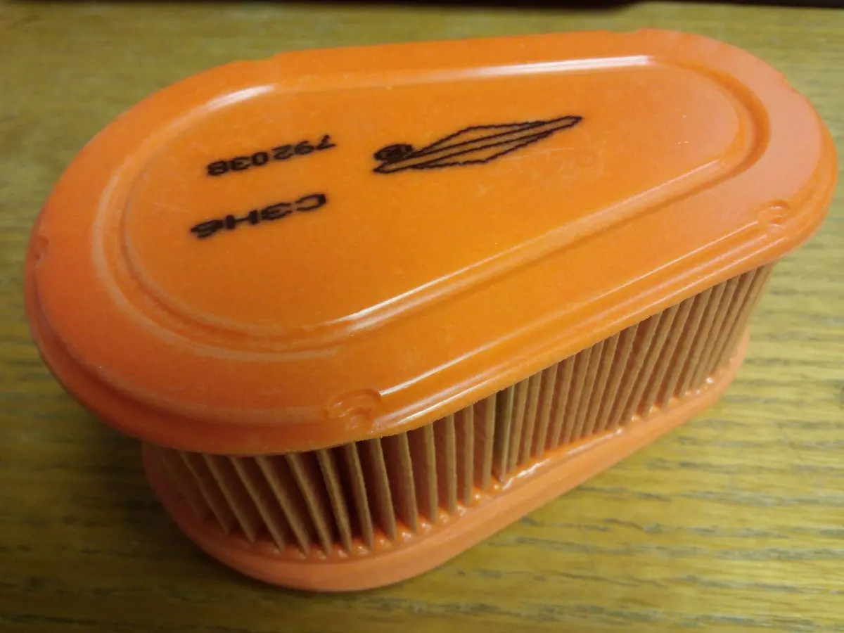 792038 Air Filter Briggs 1