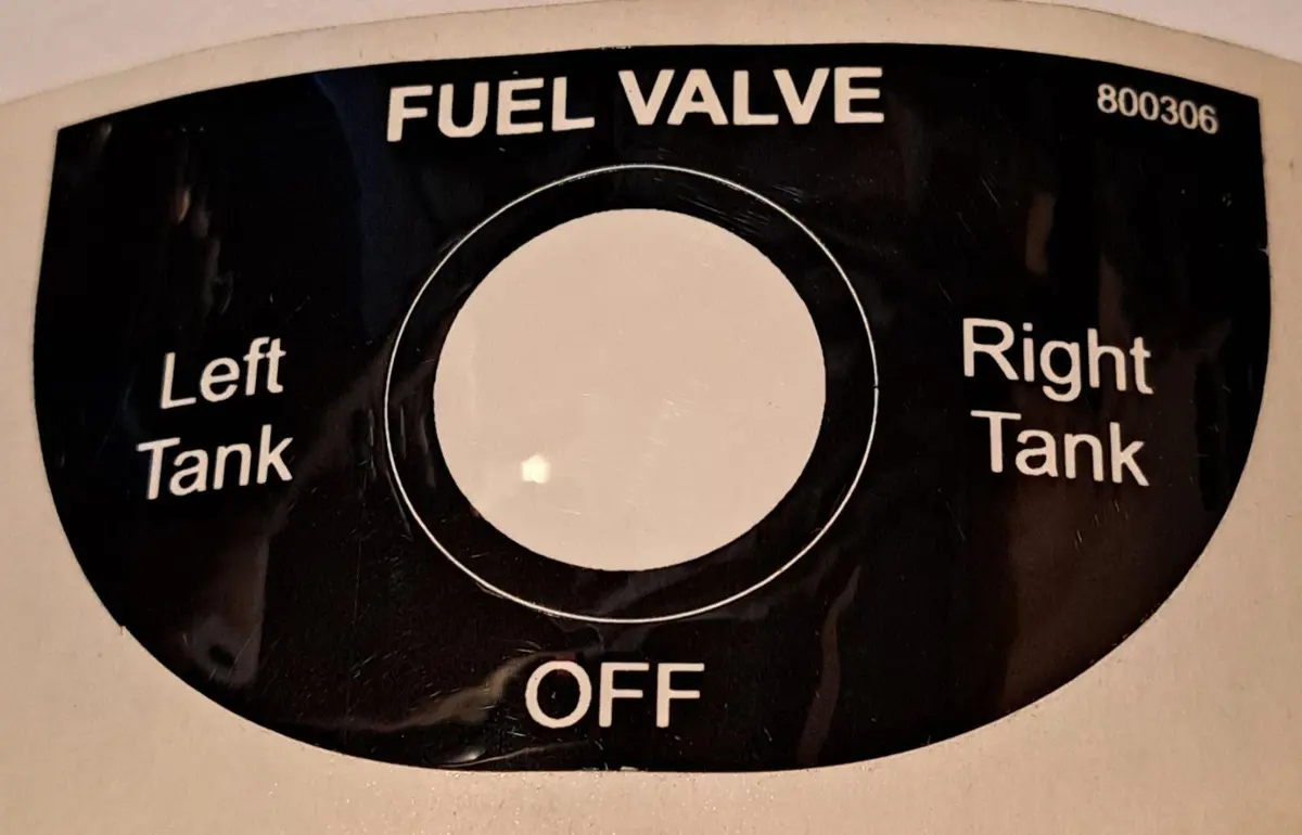 800306 Decal - Fuel Valve Dixie Chopper W5 / Fc-D1 Sfi 1