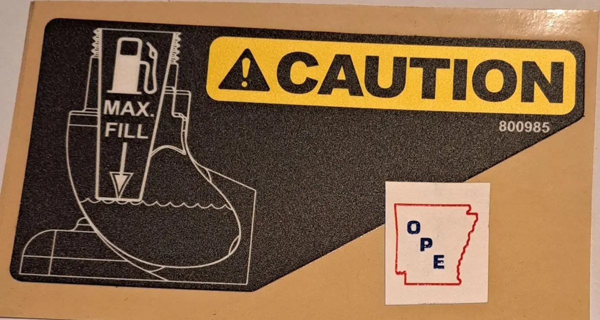 800985 Decal Caution Max Fill Dixie Chopper W3 1