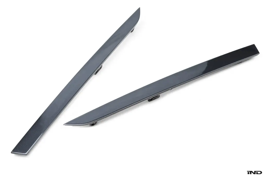 Ind F30 3-Series Painted Rear Reflector Set 1