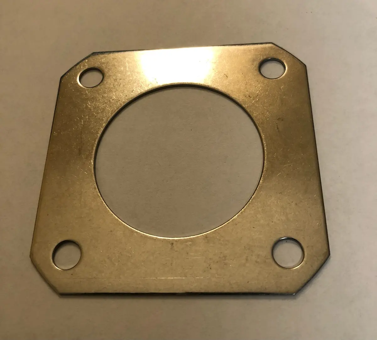 8303 Bearing Cover Giant 1