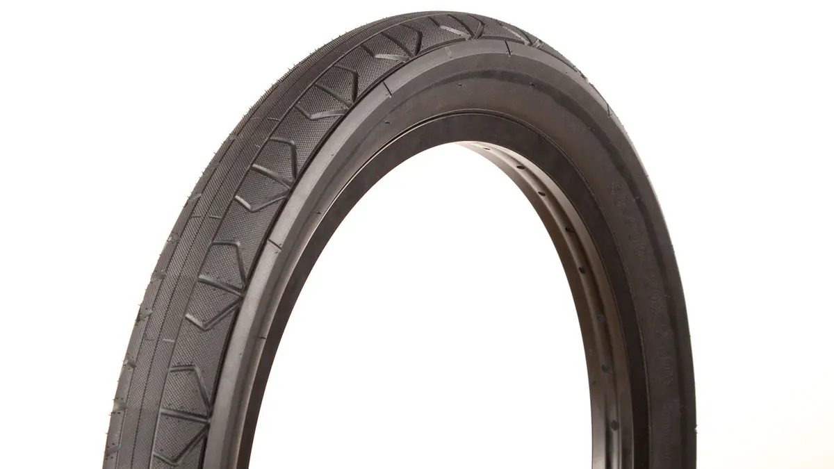Fit F/U Tire 2.4 Black 1