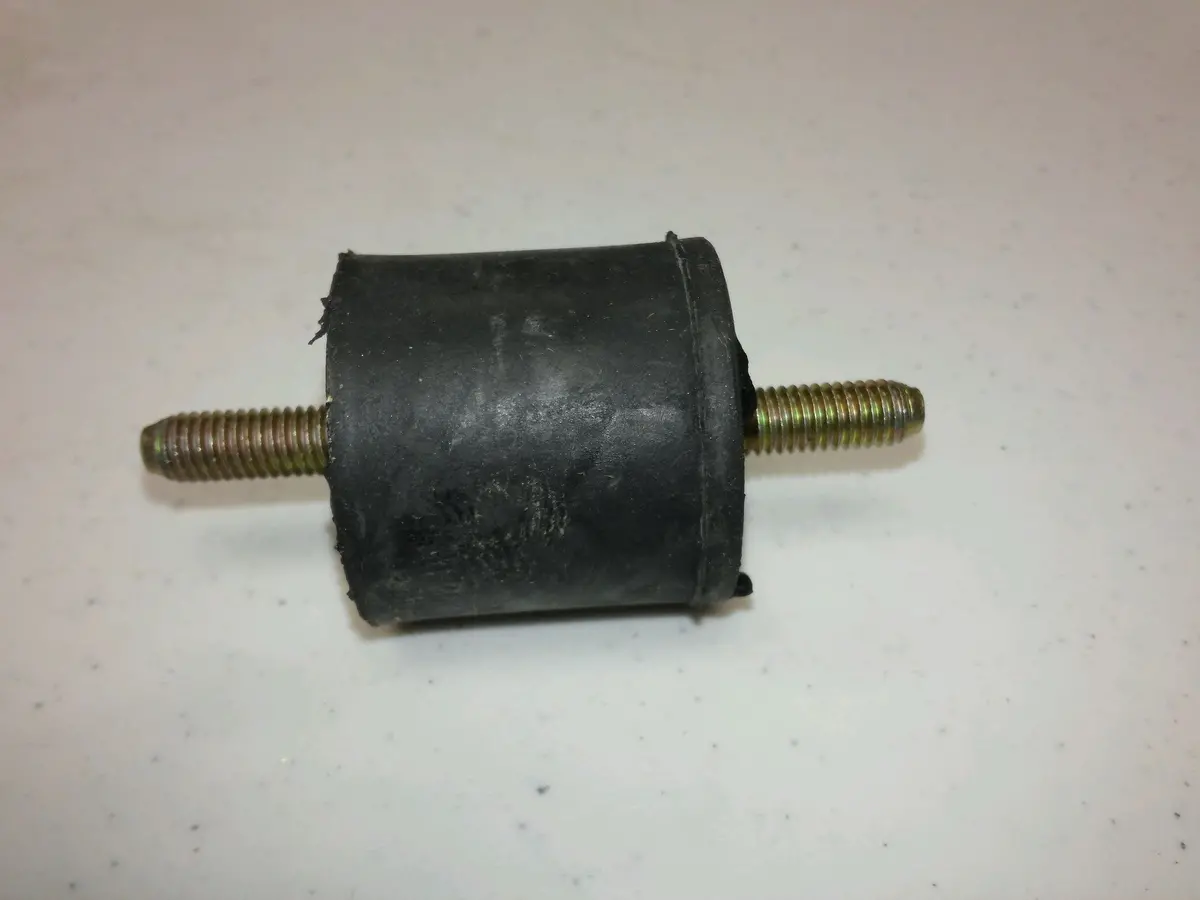 G052182 Vibration Mount Pramac Fm520 1