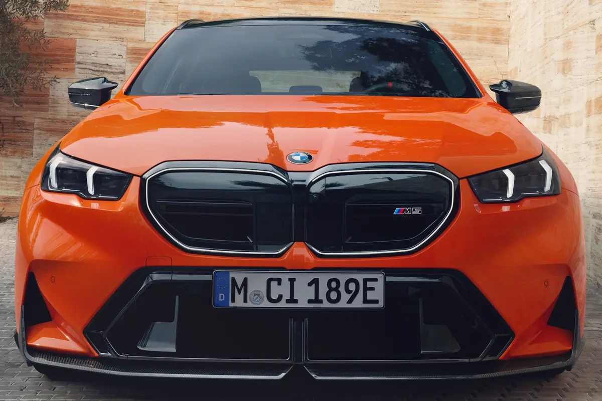 Bmw M Performance G90 / G99 M5 Carbon Mirror Cap Set 1