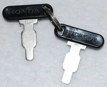 35111-880-013 Key Honda  Two Shown Sold Each Bx2/Wh3 1