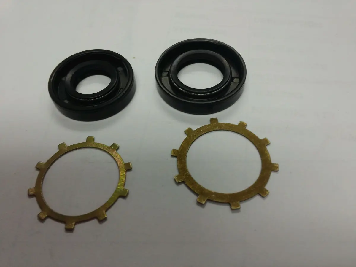 2513043  Kit Trunnion Seal Hydrogear 1