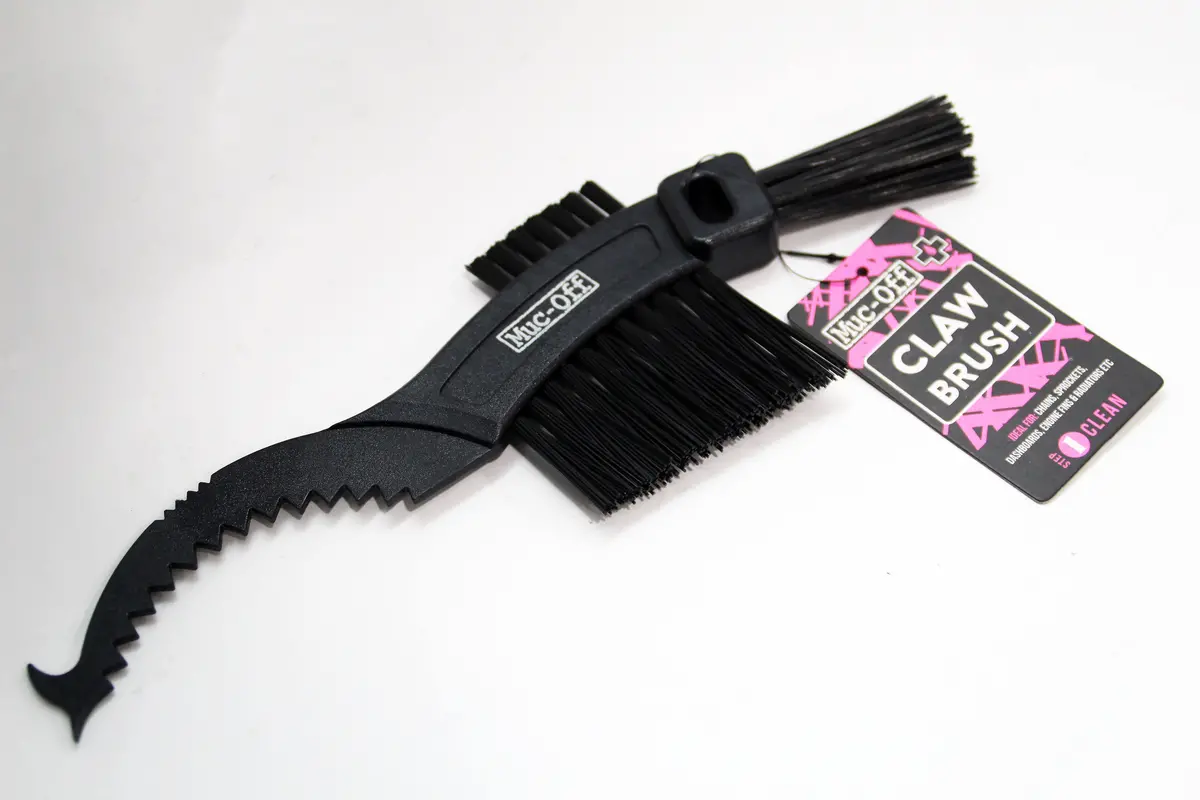 Muc Off Claw Brush 1