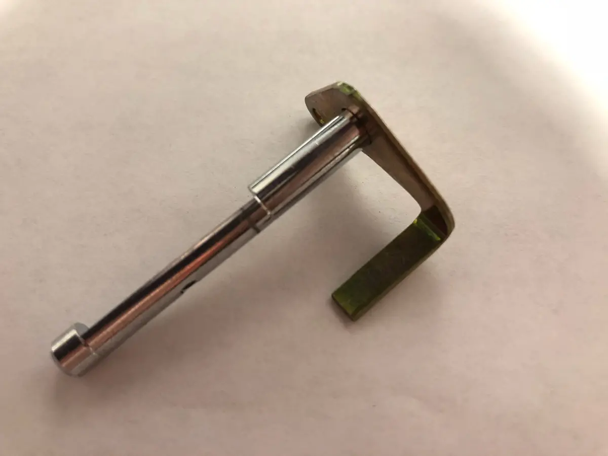 631879 Throttle Shaft And Lever Tecumseh 1