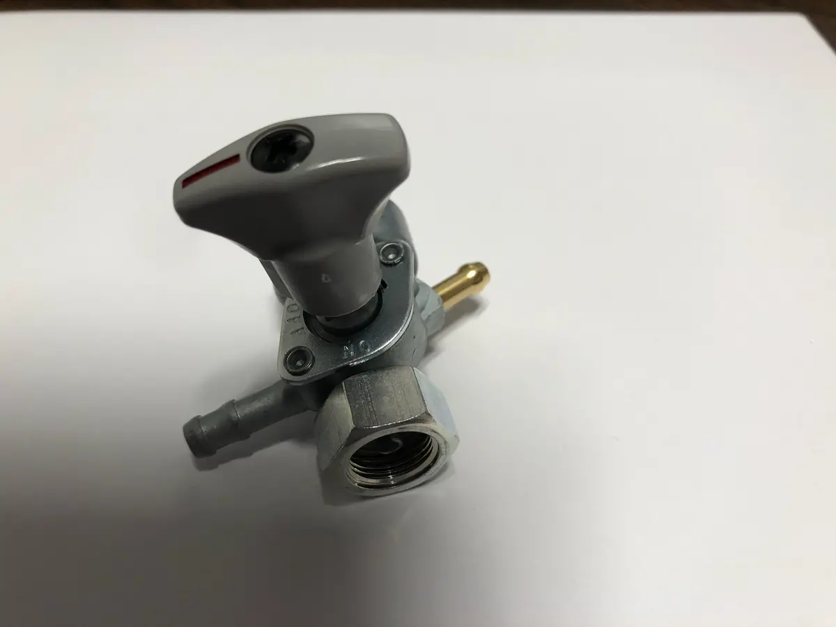 16950-Z30-003 Petcock Assembly Honda 1