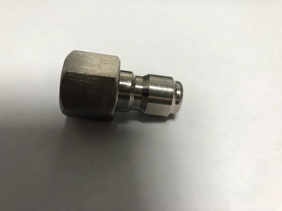 777723  Nipple, 3/8" F Npt, Ss  Northstar 1