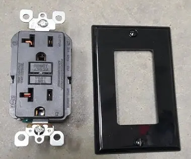 Leviton Smart Loc Pro Gfnt2-E Sb-104-Gfnt2-E Gfci Receptacle 20Amp 125 Volt 60 Hz 1