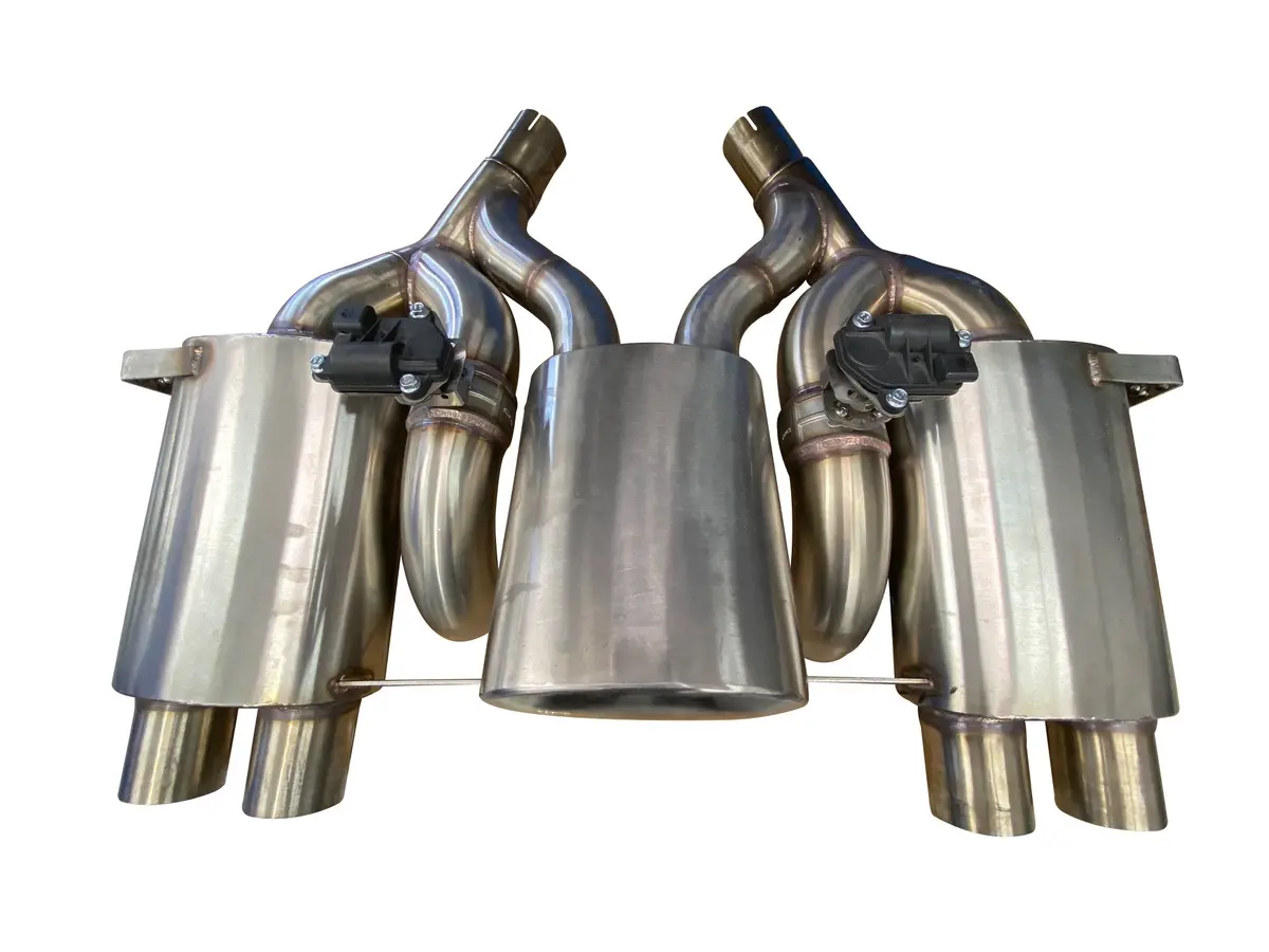 Maad Maxx - F8x Bmw M3 & M4 Rear Exhaust Section - 3 Can Valved 1