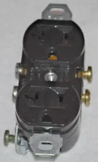 68759 Duplex Receptacle Cpp Gen Gps2/Wh3 1