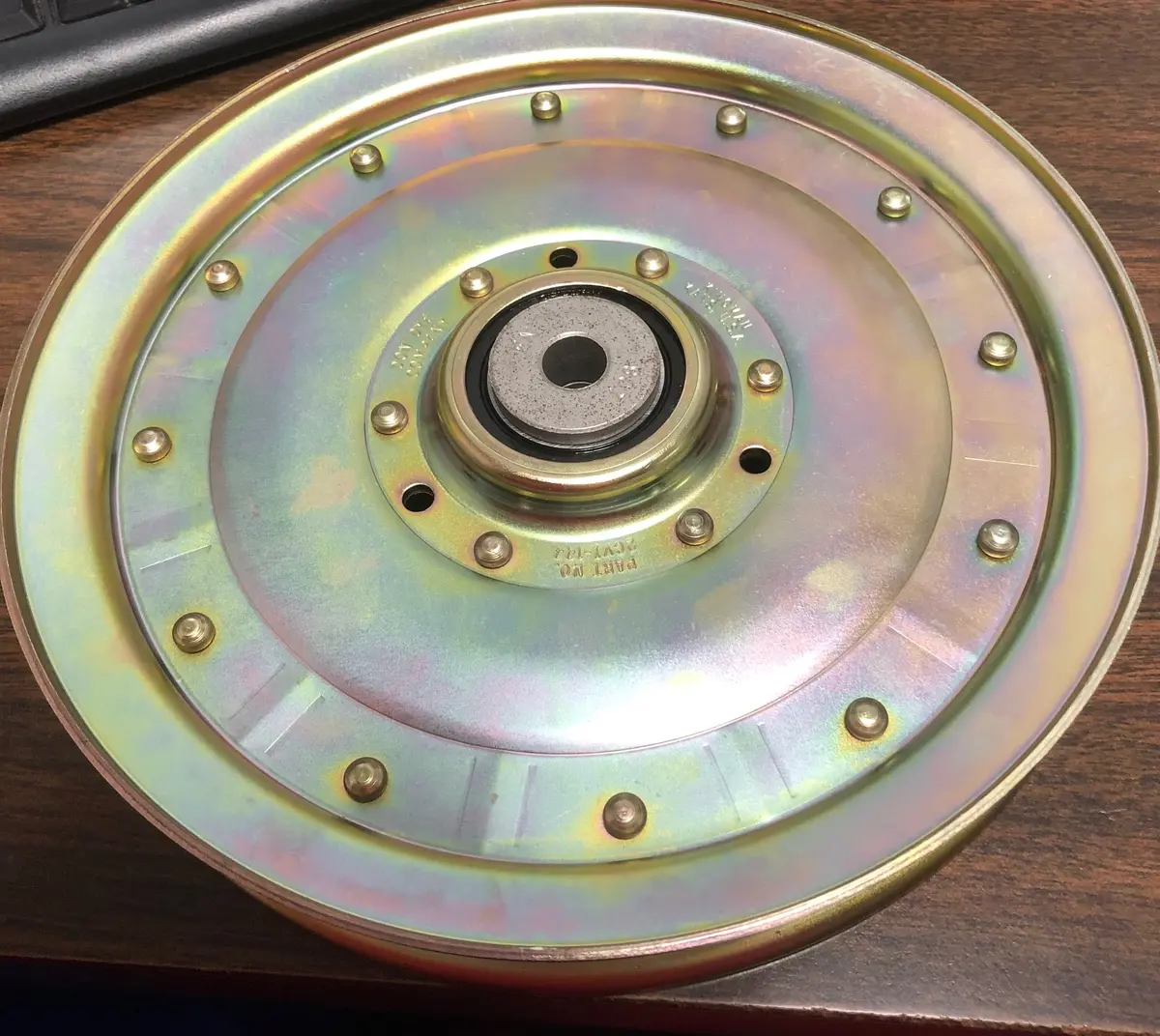 2Cvi-144 Pulley, Idler Don Dye 1