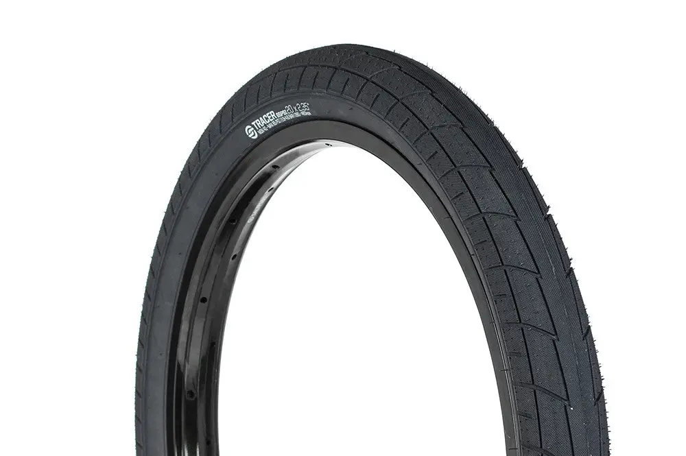 Salt - Tracer 18" Tire 1