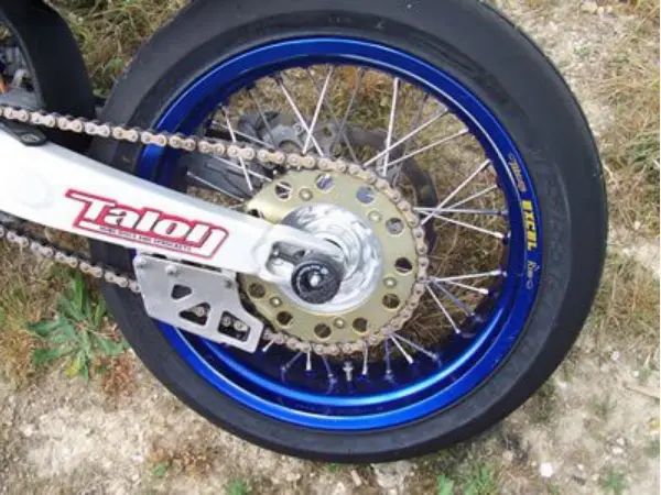 R&G Swingarm Protectors Fits For Yamaha Yz 250F / 250 / 400F / 426F / 450F / Wr 250 / Wr 450 And Honda Xr650r All Years 1
