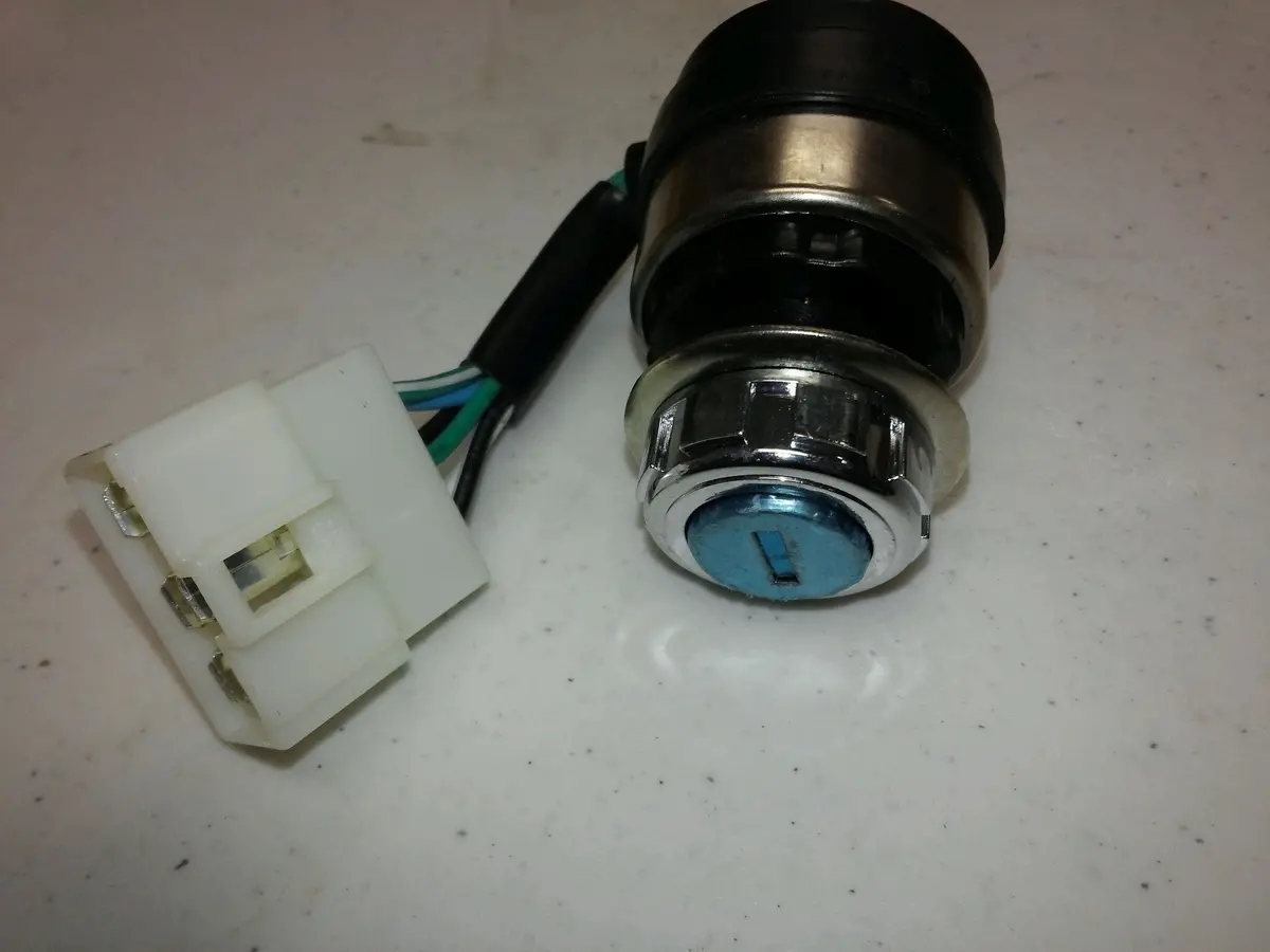 68-173 Ignition Key Switch Yamakoyo 1