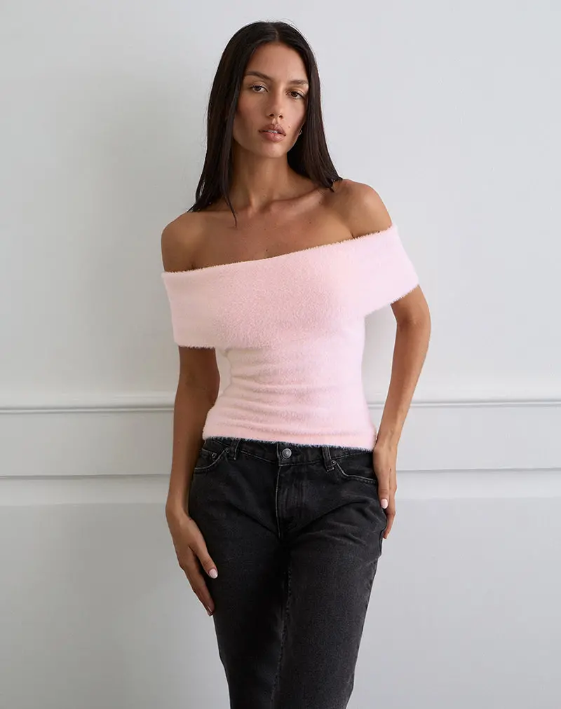 Yurian Off The Shoulder Top In Soft Pink 5