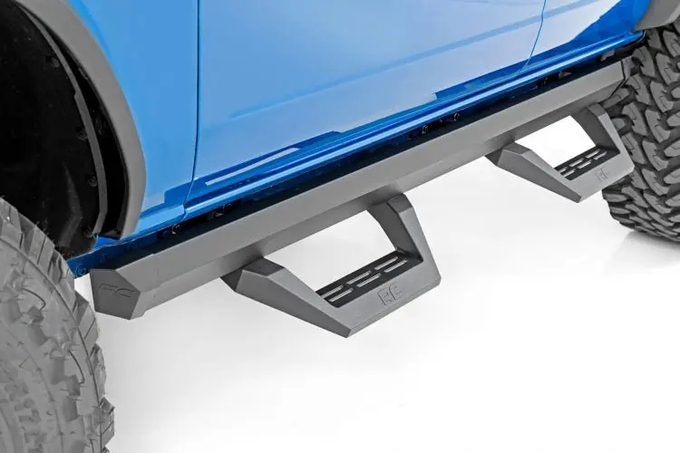 Bronco 4 Door Srx2 Adjustable Aluminum Step  | Rough Country 1