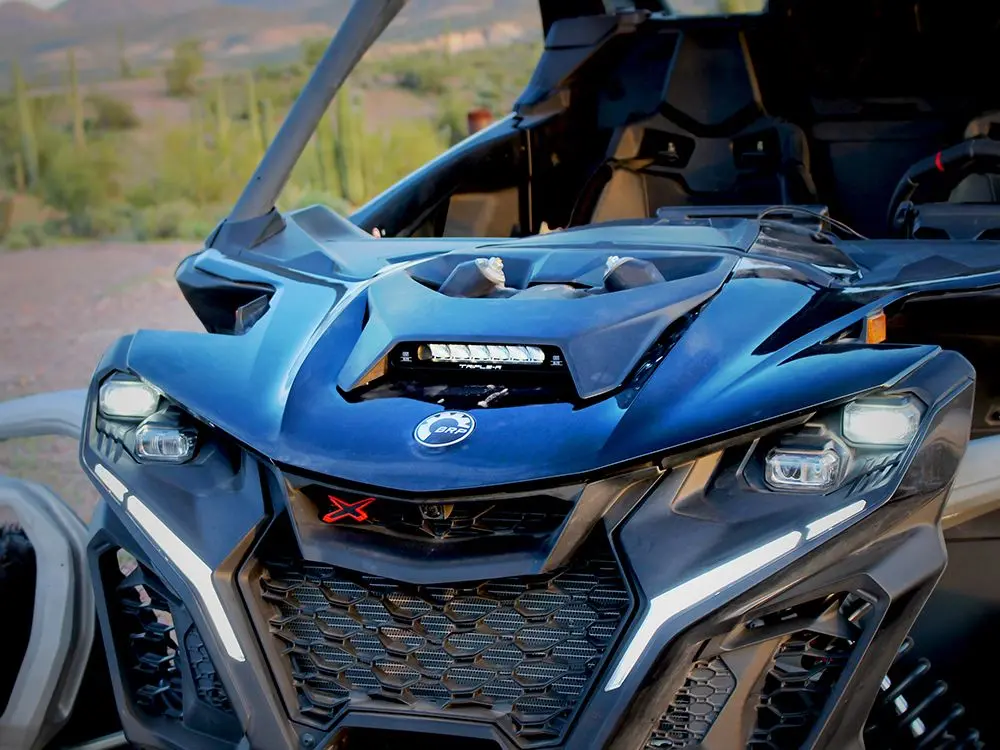Can-Am Maverick R - Hood Mount Kit 1