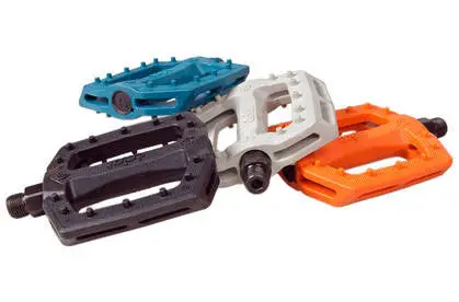 Eclat Slash Plastic Pedals 1