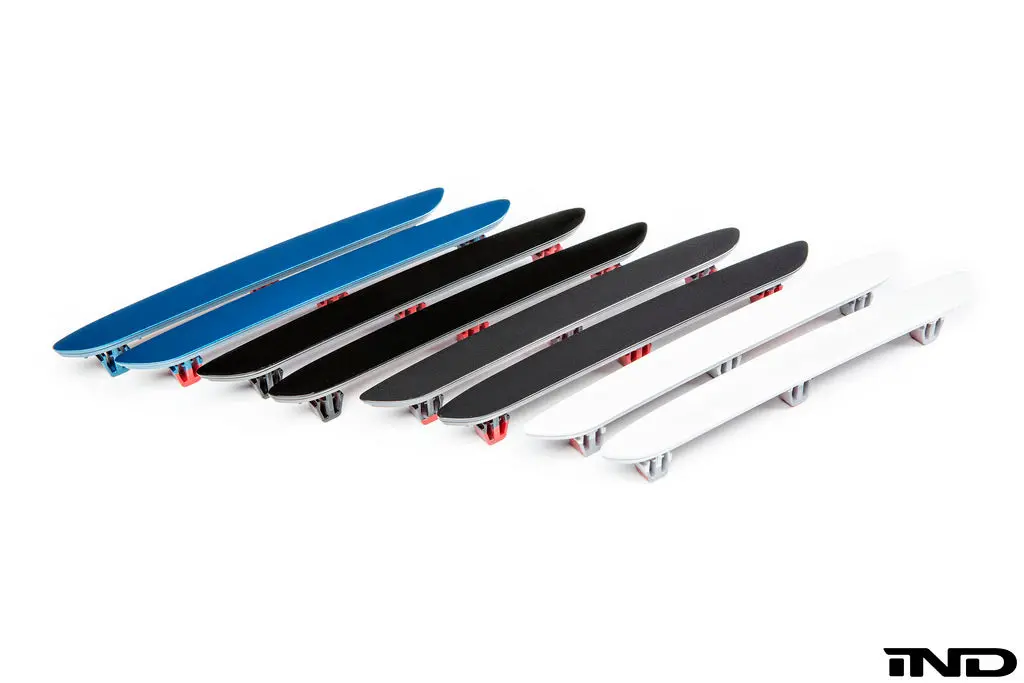 Ind F87 M2 Painted Rear Reflector Set 1