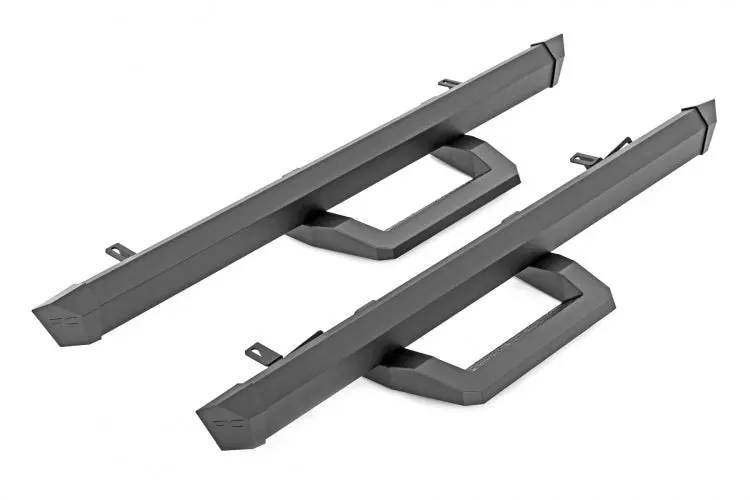 Sr2 Adjustable Aluminum Step 2-Door Ford Bronco | Rough Country 1