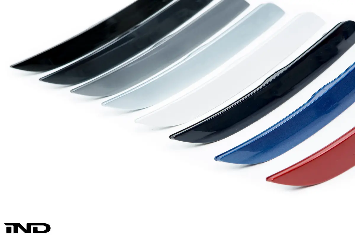 Ind F10 M5 / 5-Series M-Sport Painted Rear Reflector Set 7