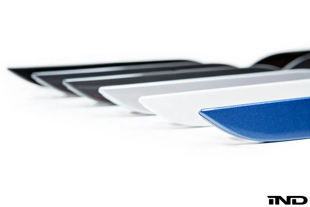 Ind F22 2-Series M-Sport Painted Rear Reflector Set 2