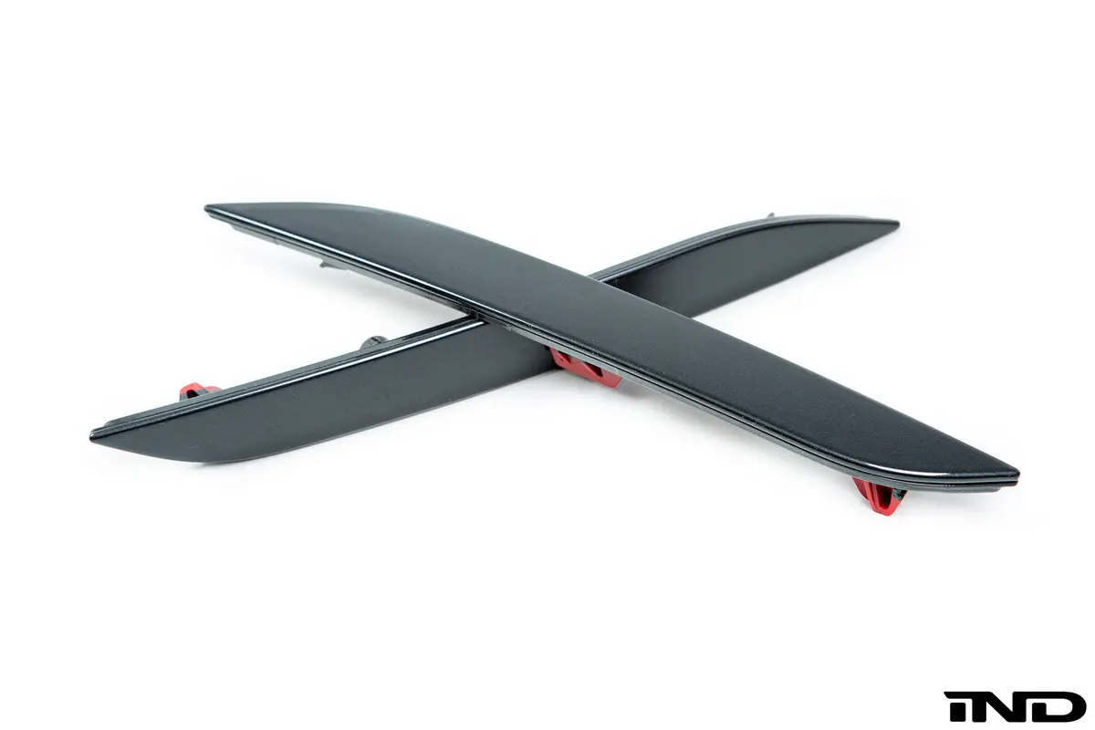 Ind F22 2-Series M-Sport Painted Rear Reflector Set 9