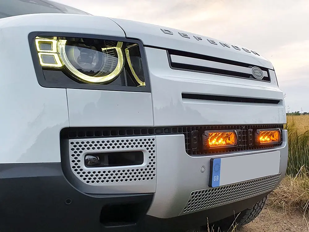Land Rover Defender (2020+) - Lr-750 Grille Kit 1