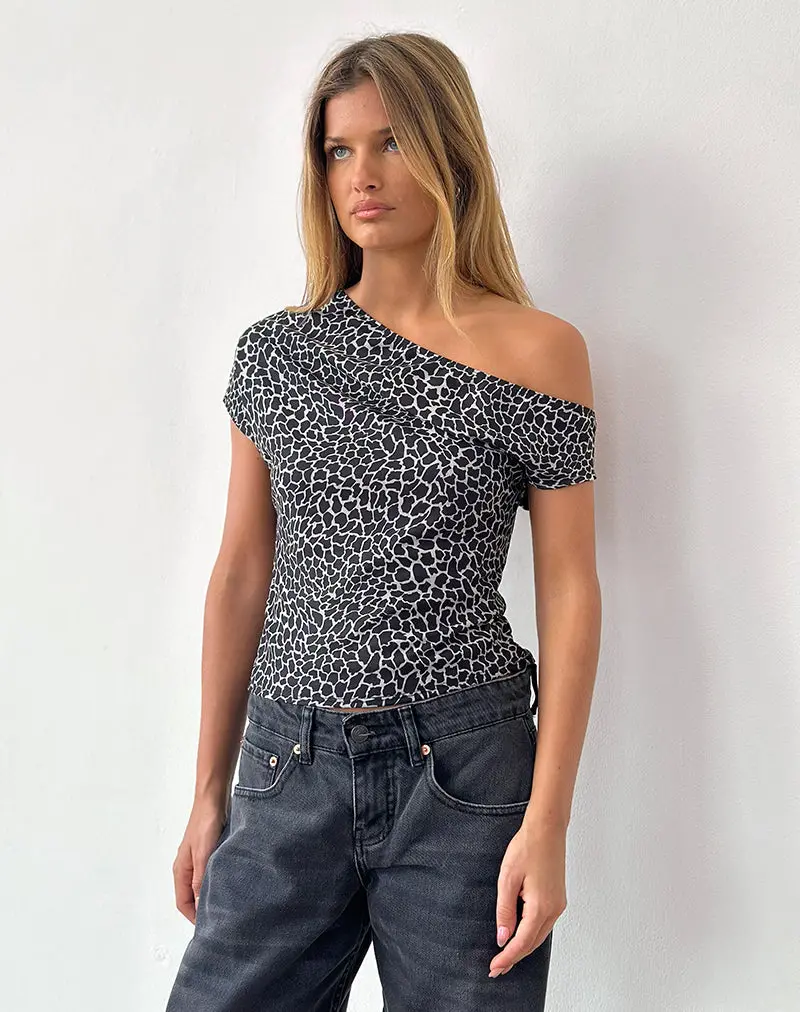 Jaridah Asymmetric Slouch Top In Giraffe Black And Cream 1