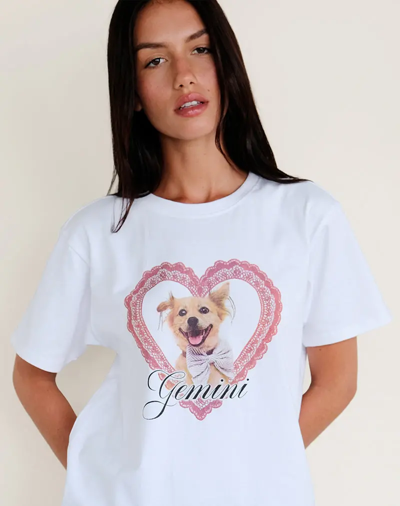 Oversize Basic Tee In White With Gemini Motel Pet Print 1